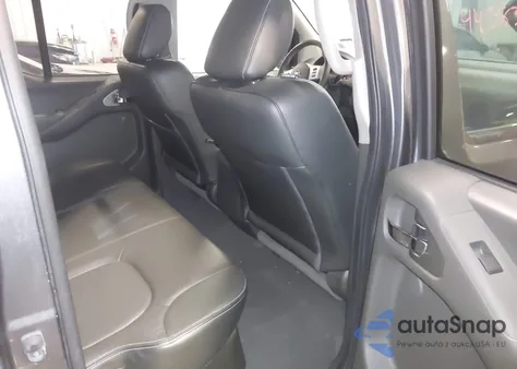 2020 Nissan Frontier Pro-4X 4X4 z USA, uszkodzony, nr VIN 1N6ED0EB3LN705478